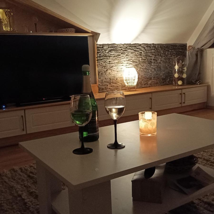 Apartman Aisha Wielka Łomnica Zewnętrze zdjęcie