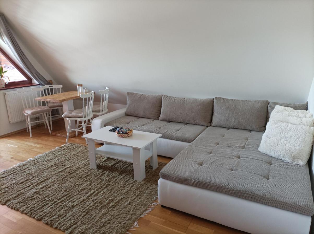 Apartman Aisha Wielka Łomnica Zewnętrze zdjęcie