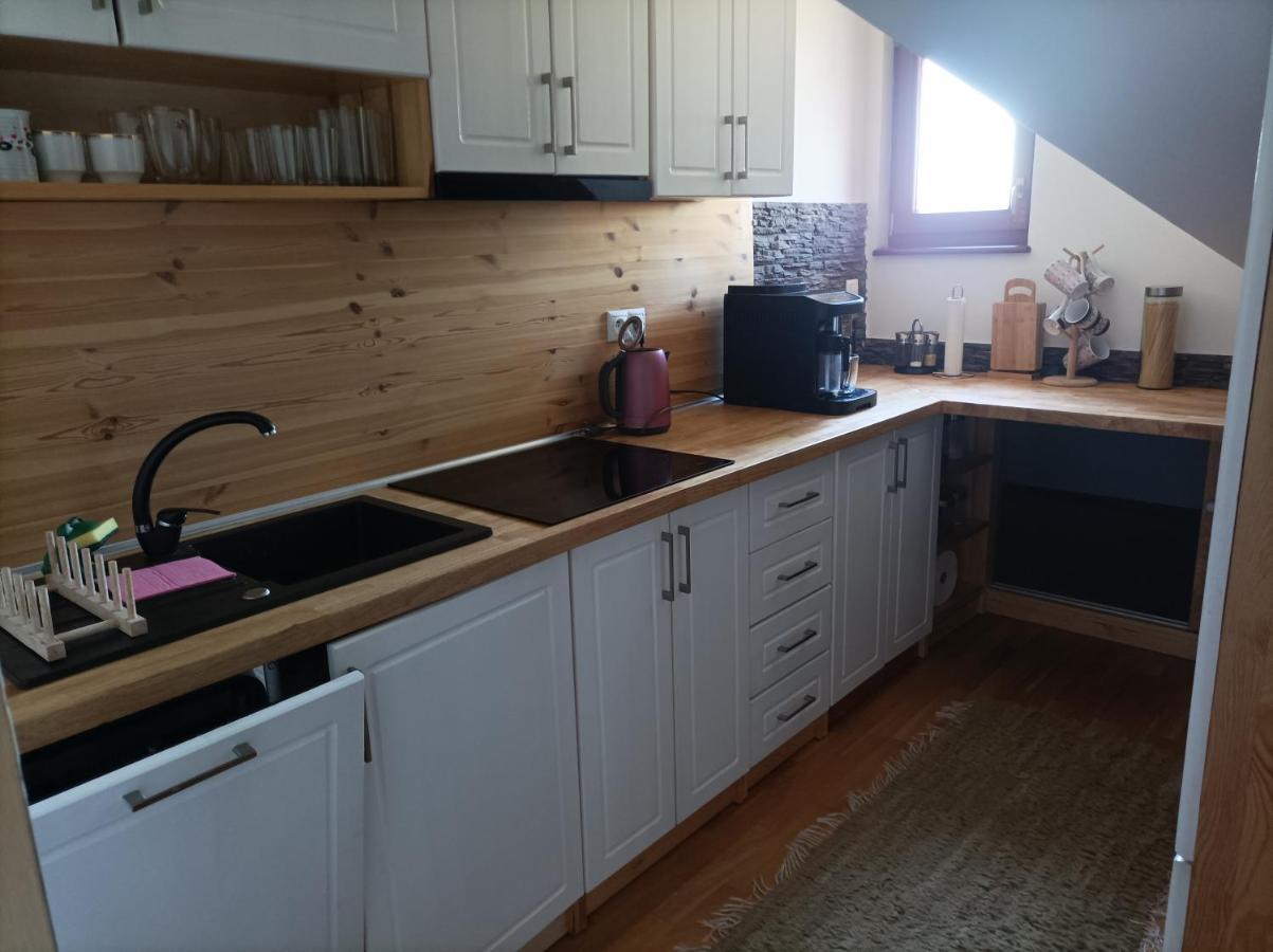 Apartman Aisha Wielka Łomnica Zewnętrze zdjęcie