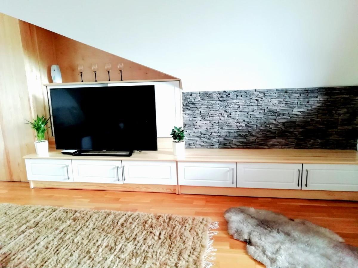 Apartament Apartman Aisha Wielka Łomnica Zewnętrze zdjęcie